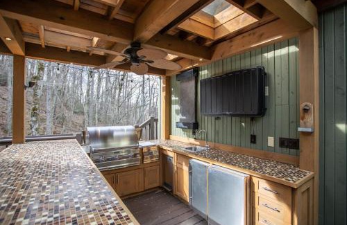 Blowing Rock House | Moss End