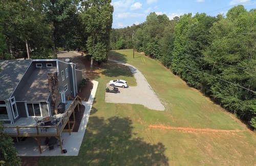 Gainesville House | Most Primo Spot on Lanier - Family Fun & Location, Location, Location!