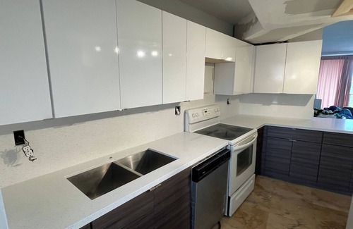 Northeast Miami Condo | Most Private Gorgeous Large condo over 1100 SF with ocean views in vibrant Miami