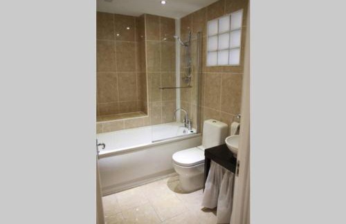 Llandudno Apartment | Mostyn Villa 2 Free Private Parking