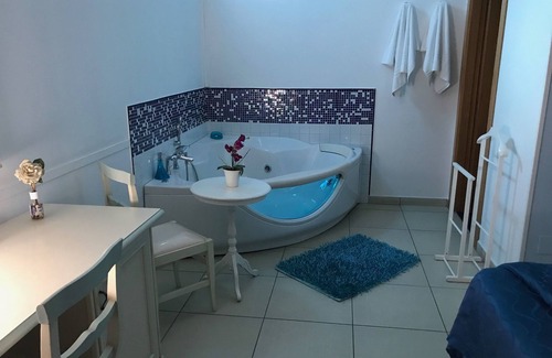 Lusciano Hotel | Motel 24h
