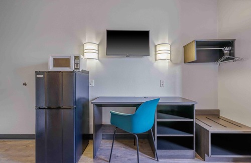 Northeast Heights Hotel | Motel 6 Albuquerque, NM - North