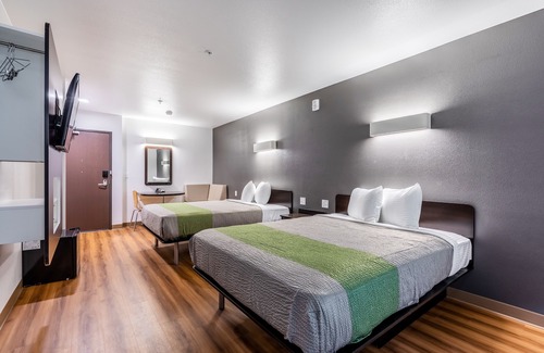 Montopolis Hotel | Motel 6 Austin, TX - Airport