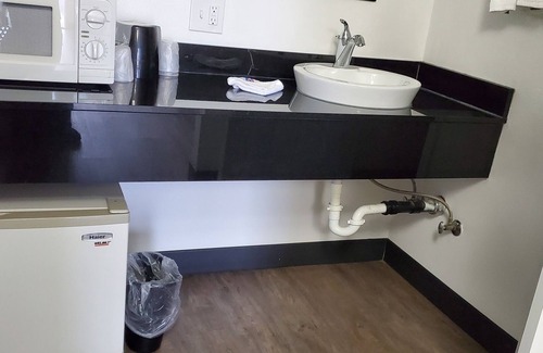Baker City Hotel | Motel 6 Baker City, OR