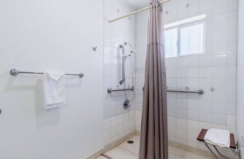 Barstow Hotel | Motel 6 Barstow, CA - Route 66