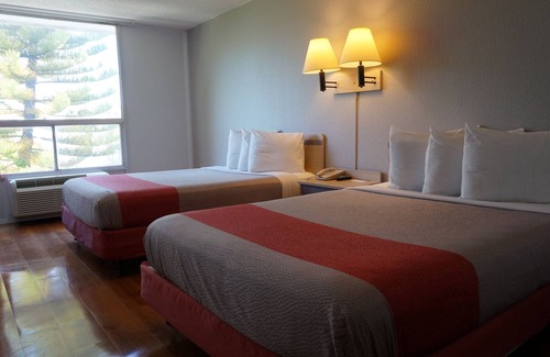 Belmont Hotel | Motel 6 Belmont, CA - San Francisco - Redwood City