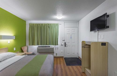 Billings Hotel | Motel 6-Billings, MT - South