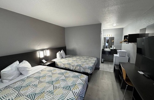 Bismarck Hotel | Motel 6 Bismarck, ND