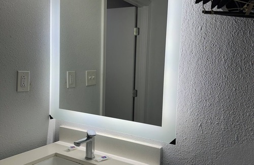 Brookhaven Hotel | Motel 6 Brookhaven, MS