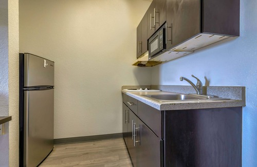 Cedar Park Hotel | Motel 6 Cedar Park, TX