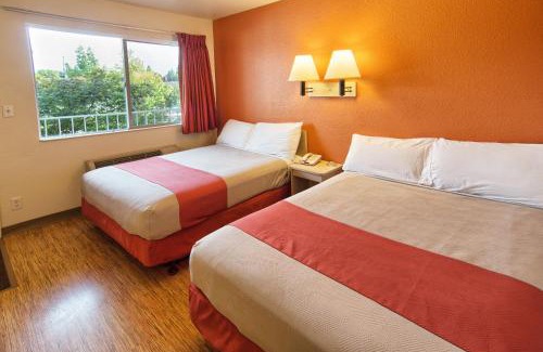 Coeur d'Alene Hotel | Motel 6-Coeur D'Alene, ID