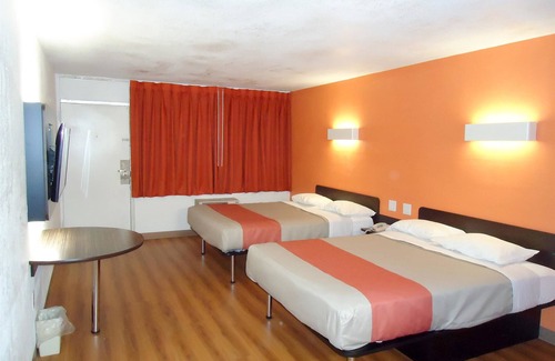 Icard Hotel | Motel 6 Connellys Springs, NC