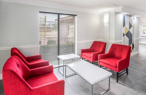 Dallas Hotel | Motel 6 Dallas, TX - Market Center