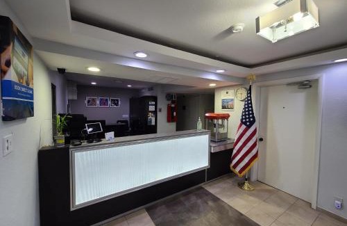 Dayton Hotel | Motel 6-Dayton, OH
