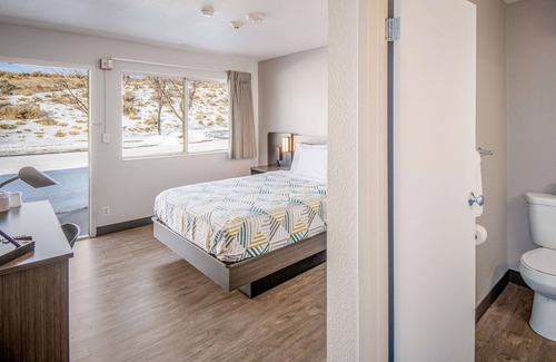 Elko Hotel | Motel 6 Elko, NV