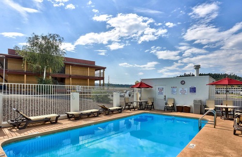 Flagstaff Hotel | Motel 6 Flagstaff, AZ - East
