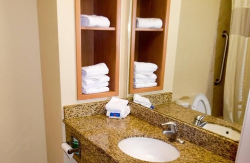 Fort Worth Hotel | Motel 6 Fort Worth, TX - Lake Worth