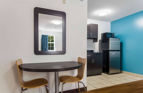 Gulf Shores Hotel | Motel 6 Gulf Shores, AL