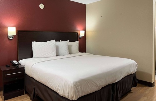 Hattiesburg Hotel | Motel 6 Hattiesburg, MS