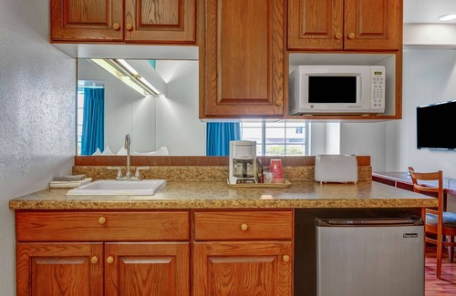 Idaho Falls Hotel | Motel 6 Idaho Falls, ID - Snake River