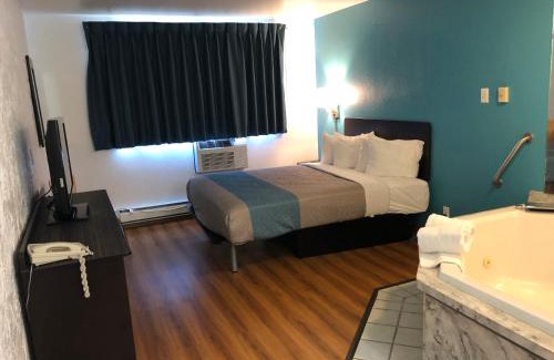 La Crosse Hotel | Motel 6-La Crosse, WI