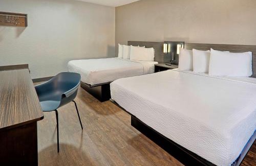 Lancaster Hotel | Motel 6-Lancaster, CA