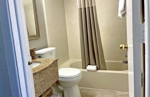 Lester Hotel | Motel 6 Lester, PA - Philadelphia Airport