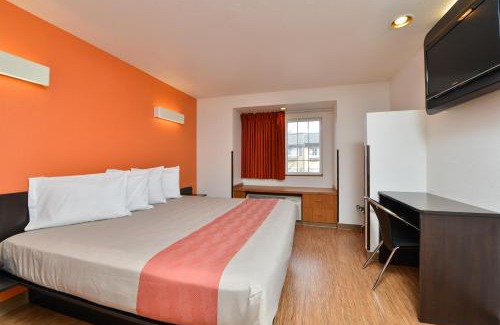 Meridian Hotel | Motel 6-Meridian, ID - Boise W
