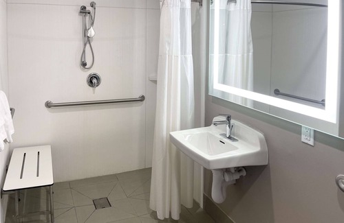 Morro Bay Hotel | Motel 6 Morro Bay, CA