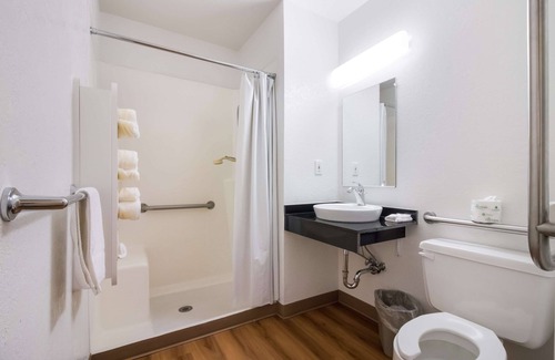 Moses Lake Hotel | Motel 6 Moses Lake, WA