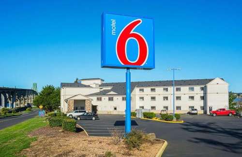 Newport Hotel | Motel 6-Newport, OR
