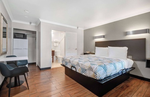 Ontario Hotel | Motel 6 Ontario, CA - Convention Center - Airport