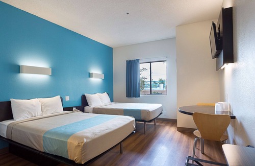 Page Hotel | Motel 6 Page, AZ