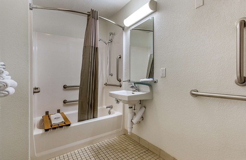 Deer Valley Hotel | Motel 6 Phoenix North - Bell Road