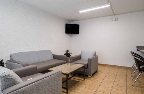 Prospect Heights Hotel | Motel 6 Prospect Heights, IL
