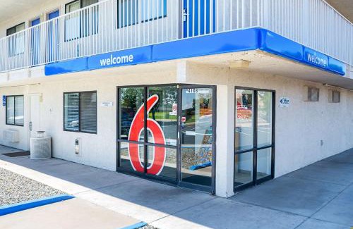 Pueblo Hotel | Motel 6-Pueblo, CO - I-25