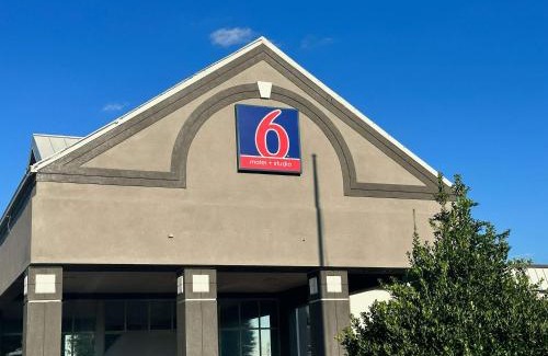 Rock Hill Hotel | Motel 6 Rock Hill SC