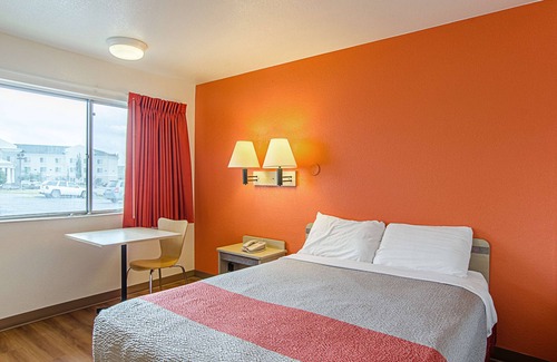 Rock Springs Hotel | Motel 6 Rock Springs, WY