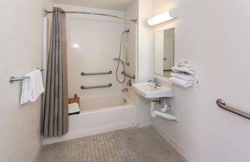 Rosemead Hotel | Motel 6 Rosemead, CA - Los Angeles