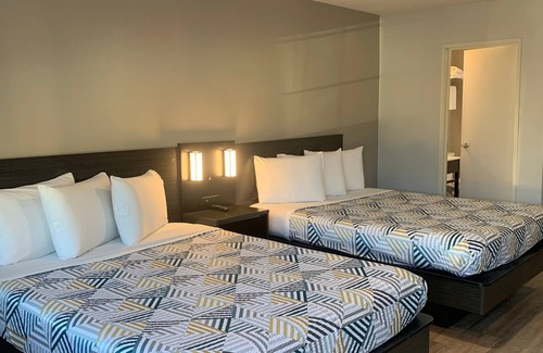 Harborview Hotel | Motel 6 San Diego Airport - Harbor
