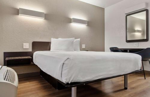 San Luis Obispo Hotel | Motel 6-San Luis Obispo, CA - South