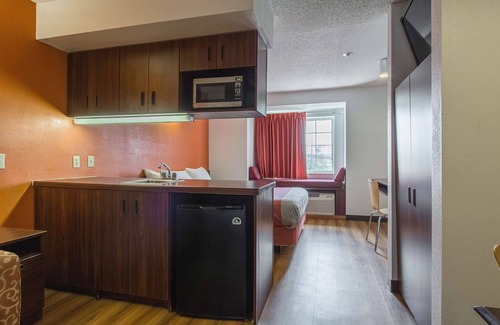 Streetsboro Hotel | Motel 6 Streetsboro, OH