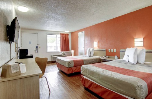 Union City Hotel | Motel 6 Union City, GA - Atlanta Airport