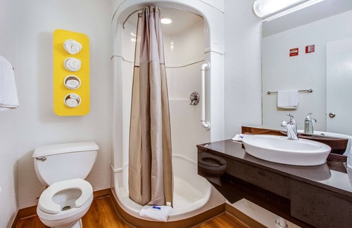 Nut Tree Hotel | Motel 6 Vacaville, CA