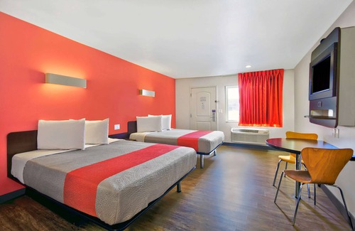 Victorville Hotel | Motel 6 Victorville - Desert Express