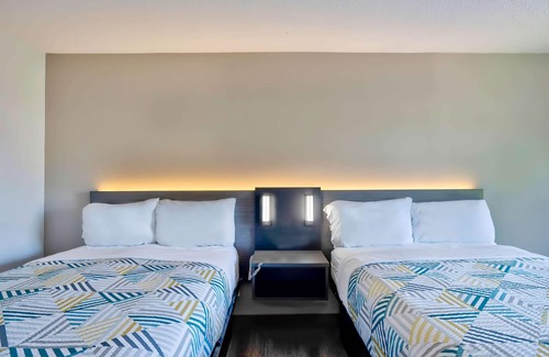 Northwest Hotel | Motel 6 Virginia Beach, VA