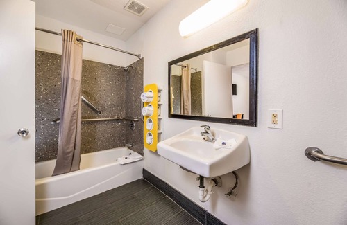Westley Hotel | Motel 6 Westley, CA