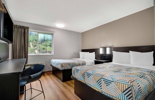 York Hotel | Motel 6 York, PA - North