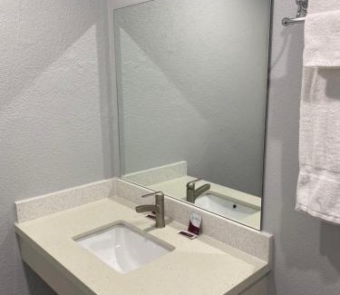 Los Angeles Hotel | Motel 66 Los Angeles