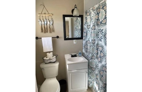 Gilbertsville Hotel | Motel at KY Lake. Reel & Relax